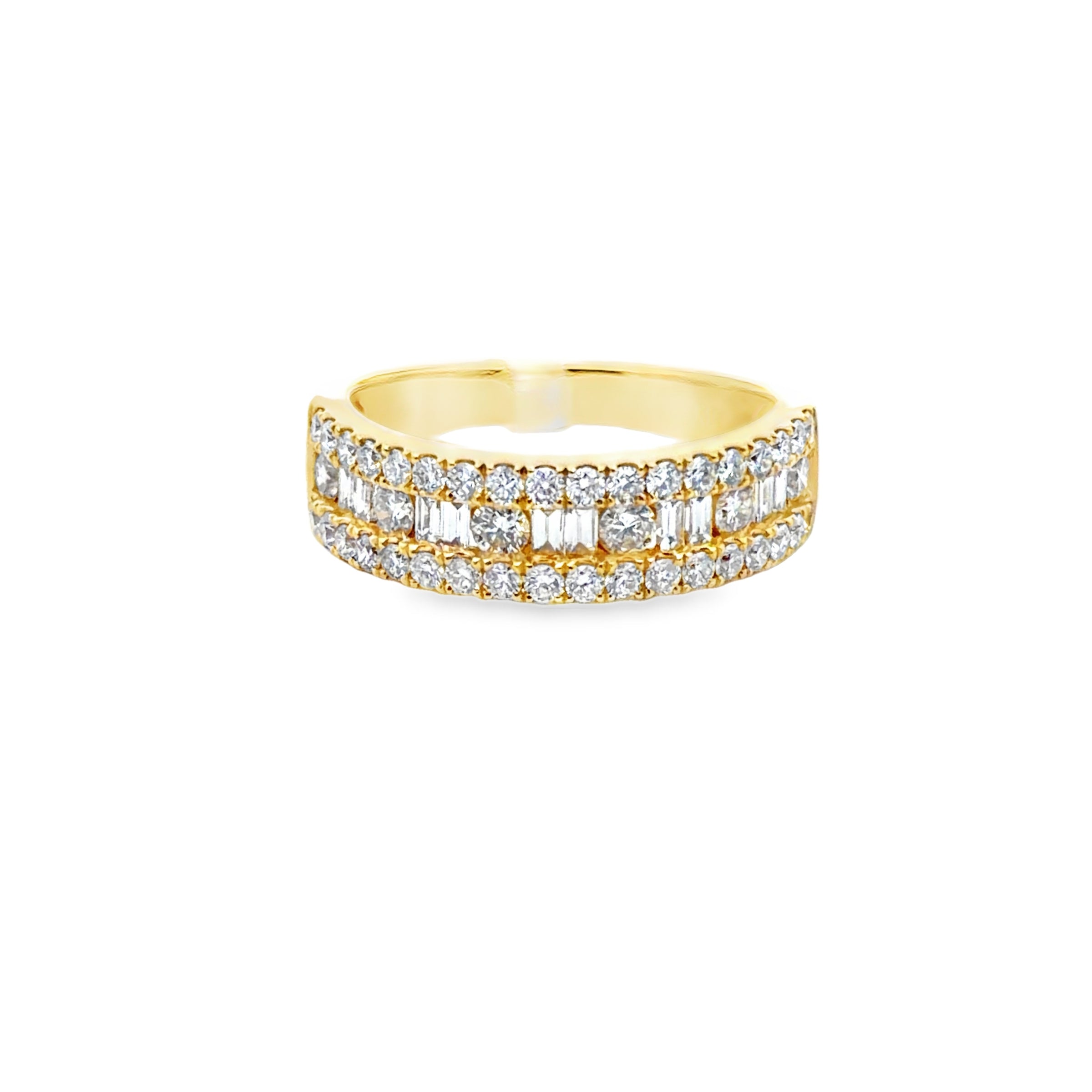 18K YELLOW GOLD LADIES DIAMOND BAND FEATURING 42-R