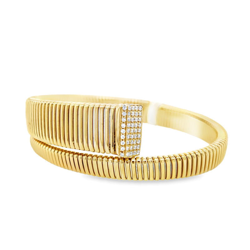LADIES 18K YELLOW GOLD OMEGA STYLE DIAMOND PAVE CAP BRACELET