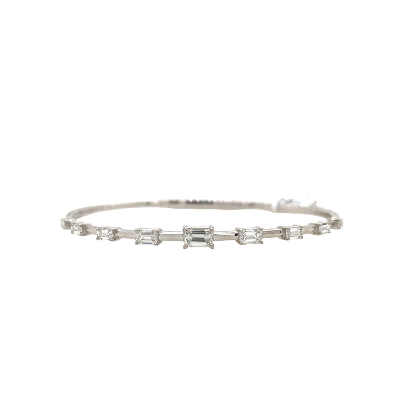 18K White Gold Emerald Cut Diamond Flex Bangle