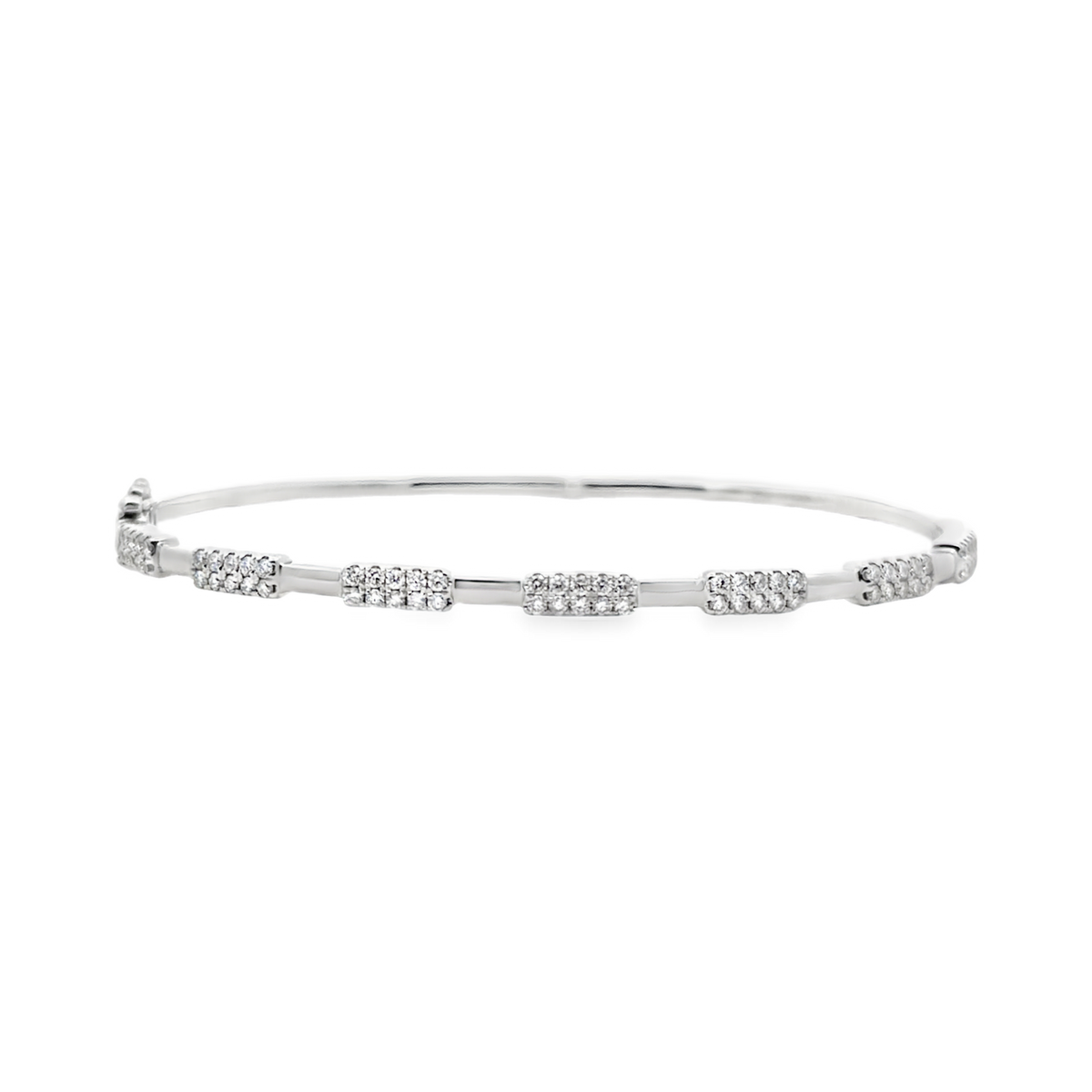 18K White Gold Pavé Diamond Bangle Bracelet