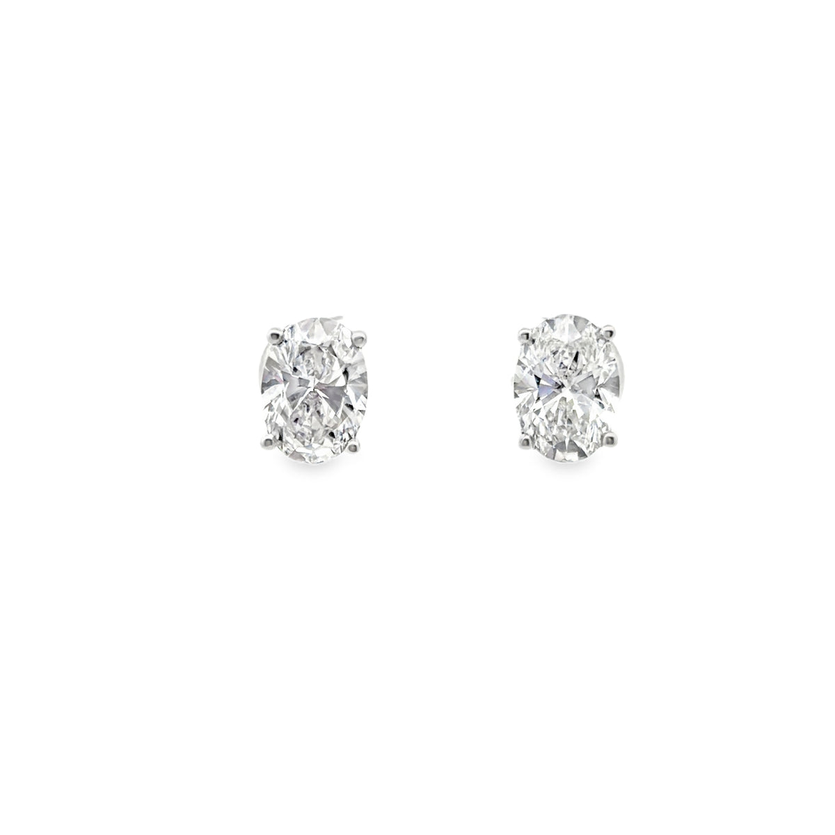 Lab-Grown Oval Cut Diamond Stud Earrings