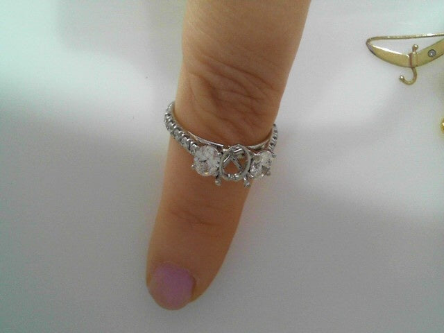 14KT WHITE GOLD THREE STONE SEMI MOUNTING ENGAGEME