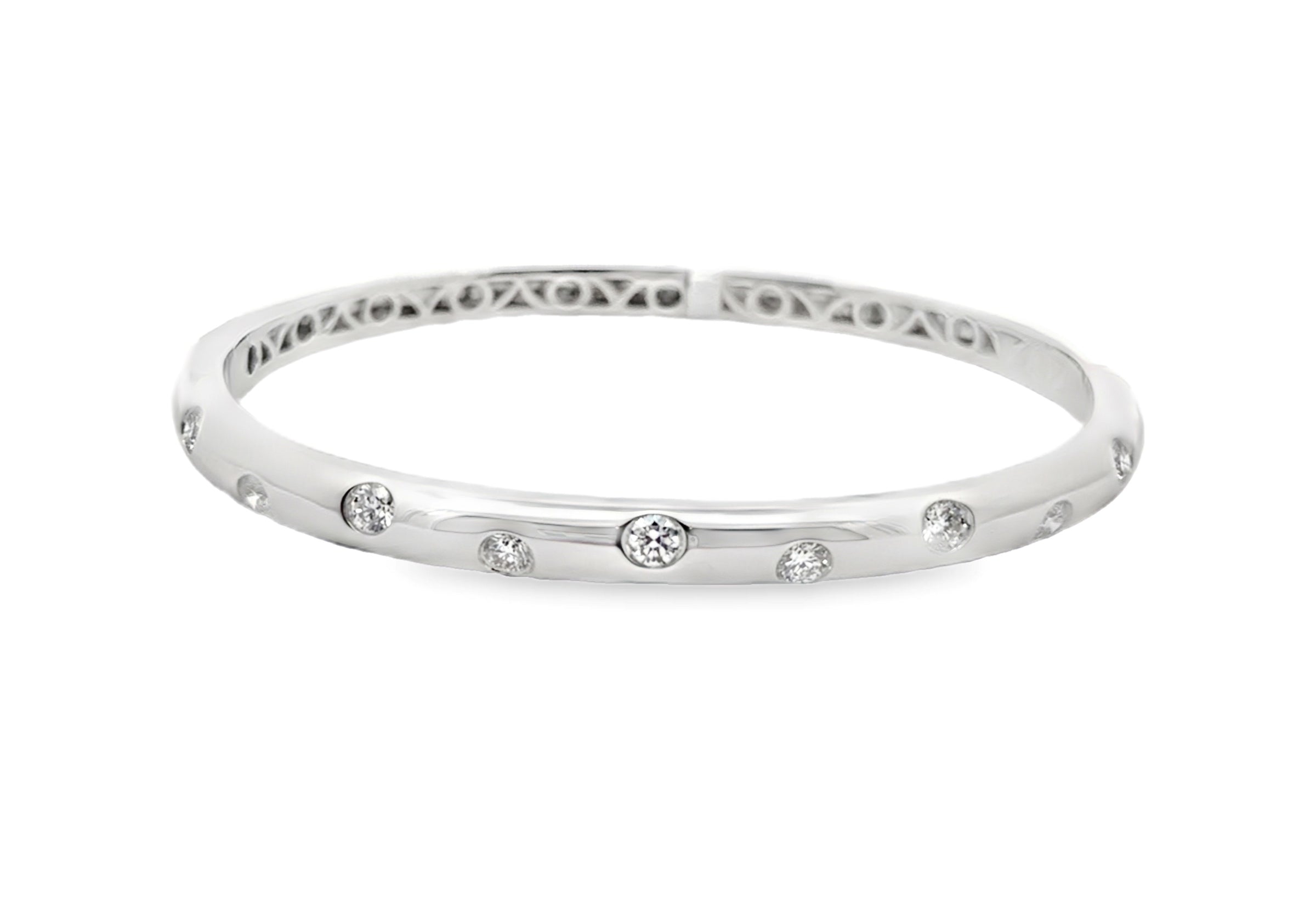 Ladies 18K White Gold Diamond Bangle Bracelet