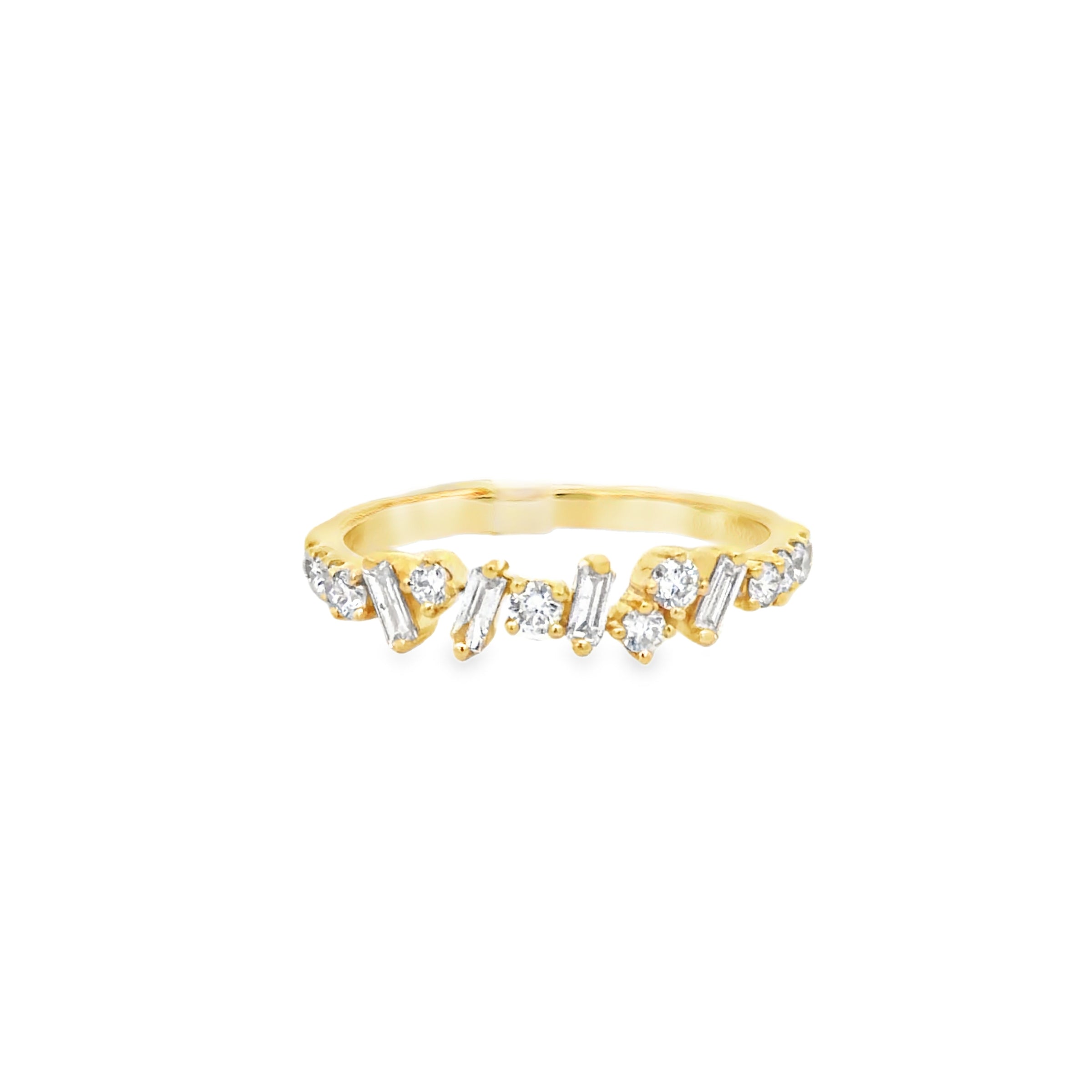 18KT YELLOW GOLD BAGUETTE AND ROUND DIAMOND BAND W