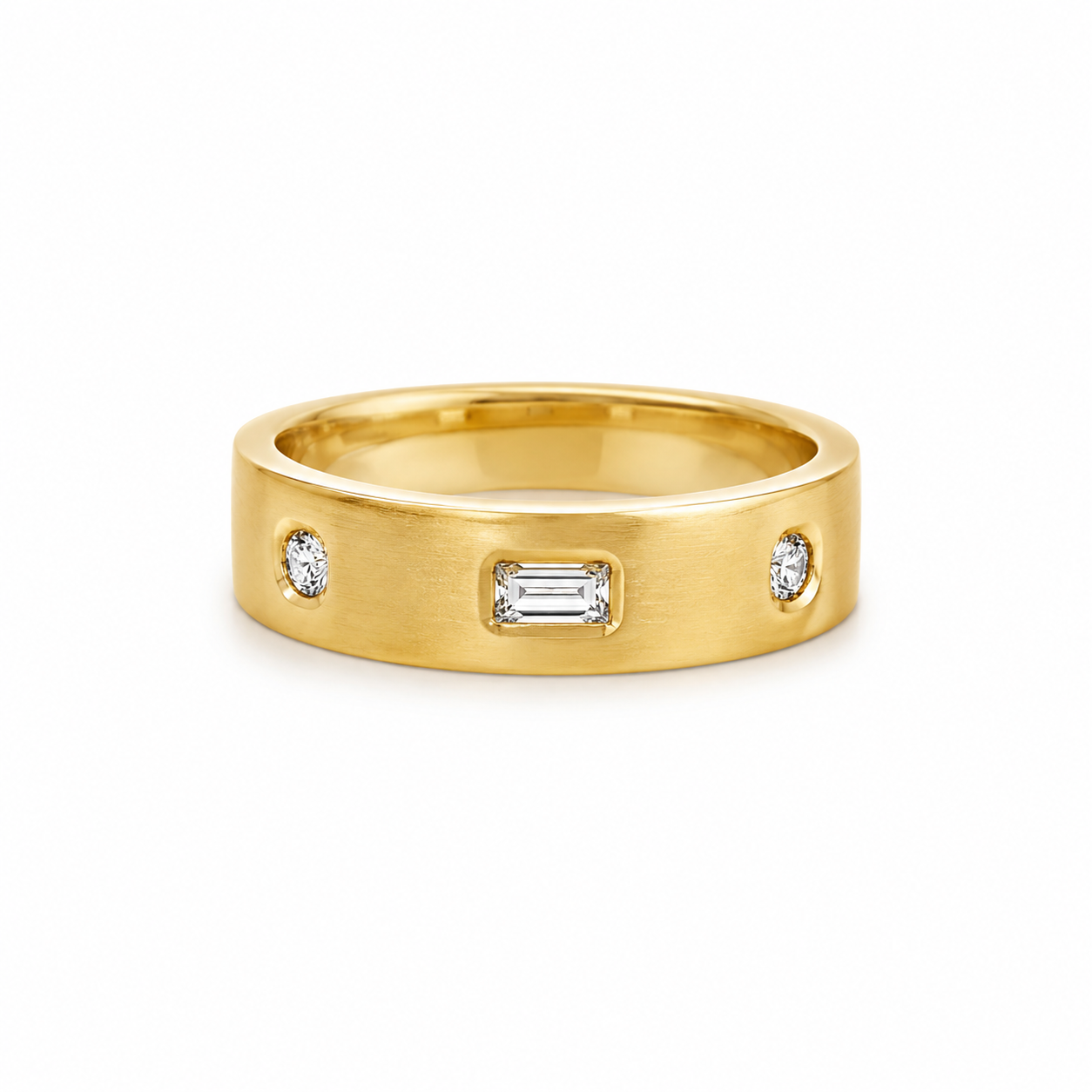 18K Yellow Gold Emerald & Round Diamond Band