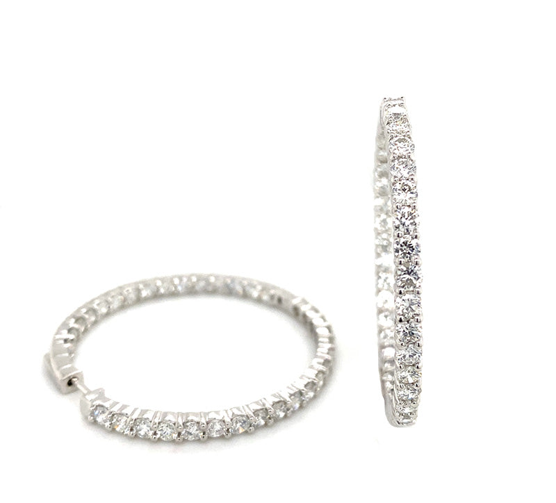 Ladies 18K White Gold Hoop Earring