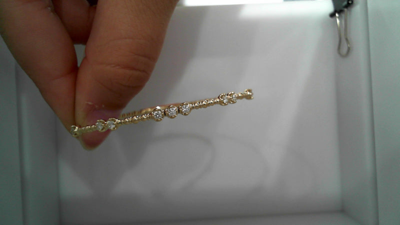 14KT WHITE GOLD ROUND DIAMOND ACCENTED  FLEX BANGL