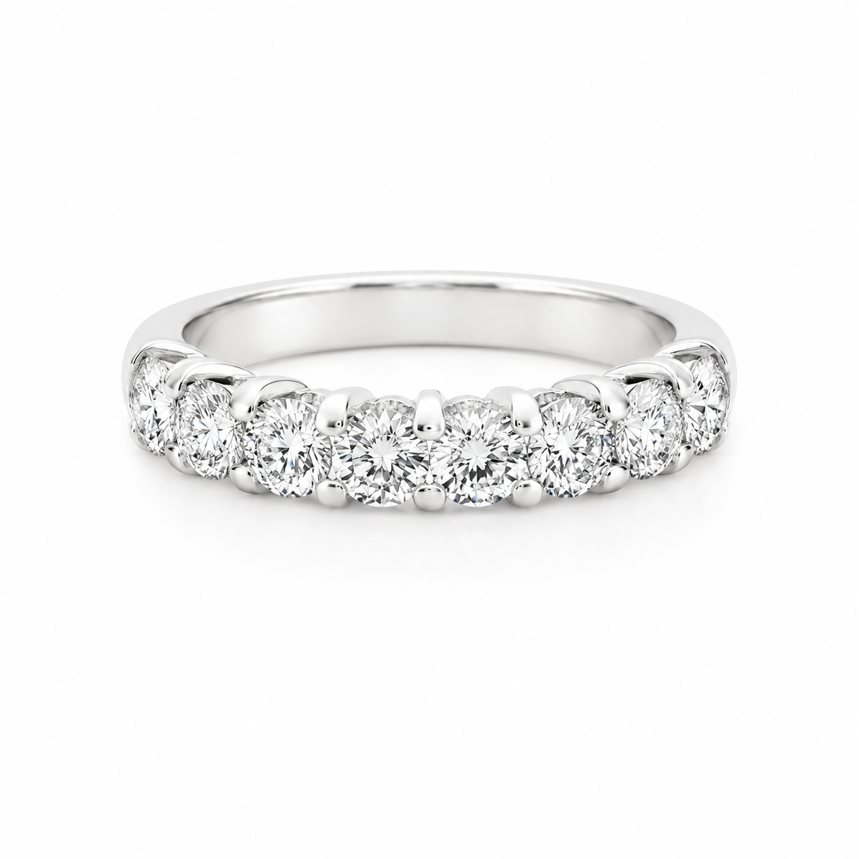 18K White Gold Diamond Wedding Band