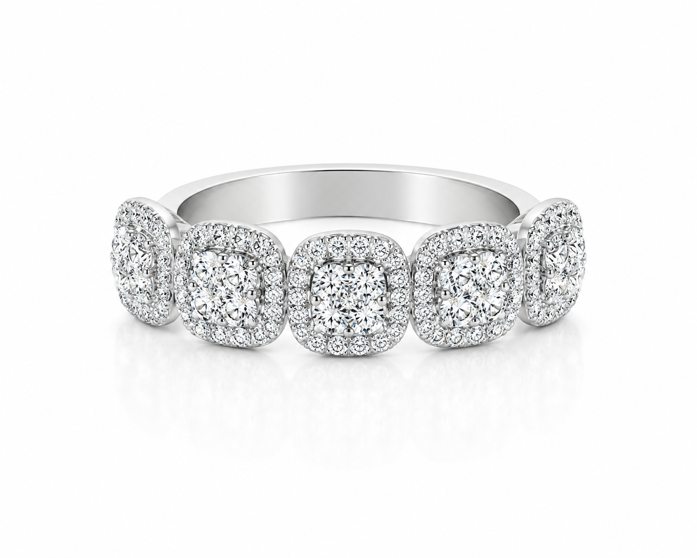 18K White Gold Diamond Cluster Ring